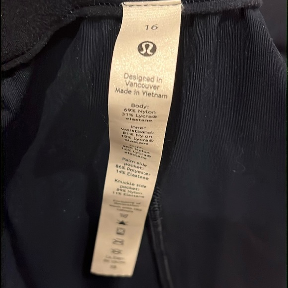 LuLulemon pants - Picture 3 of 9